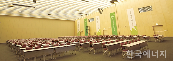 리콘 코리아 콘퍼런스 특별 기조강연이 열리는 송도 컨벤시아 프리미어볼룸
