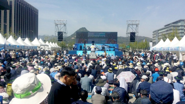 ​21일 서울 광화문광장에서 열린 원전수출국민행동 국민통합대회​
