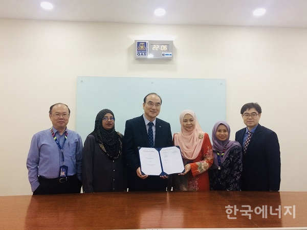 한국가스안전공사는 22일 말레이시아 시험 검사 인증기관인 시림카르 인터내셔날(SIRIM QAR International)과 ‘국제방폭 유지보수기업 인증 및 개인자격 인증’ 분야 협력을 위한 업무협약을 체결했다.