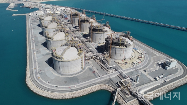 쿠웨이트 알주르 LNG생산기지 전경